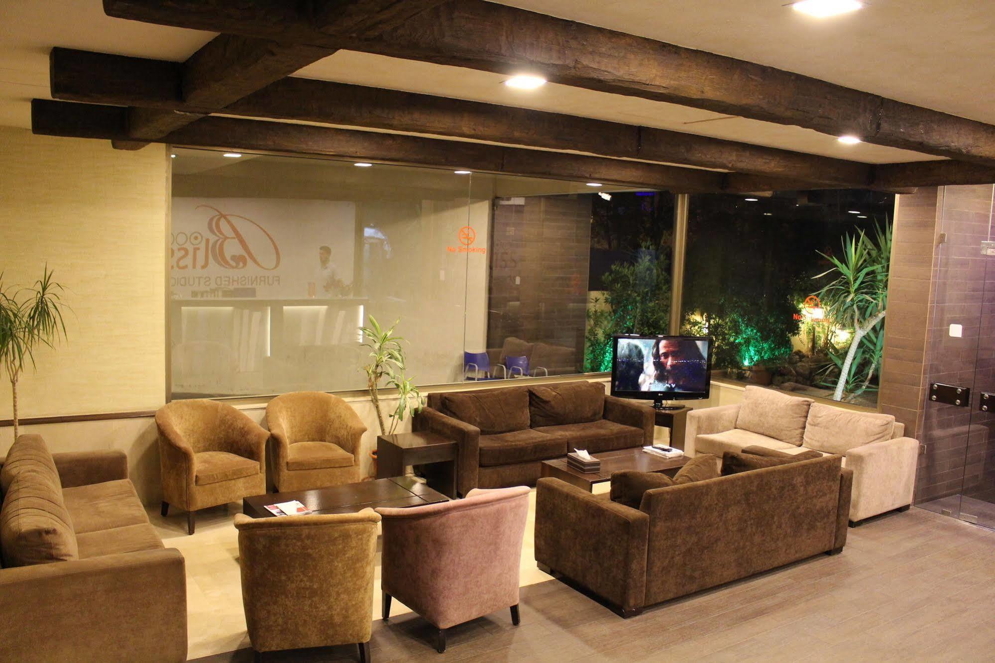 Bliss 3000 Furnished Studios Beirut Eksteriør bilde
